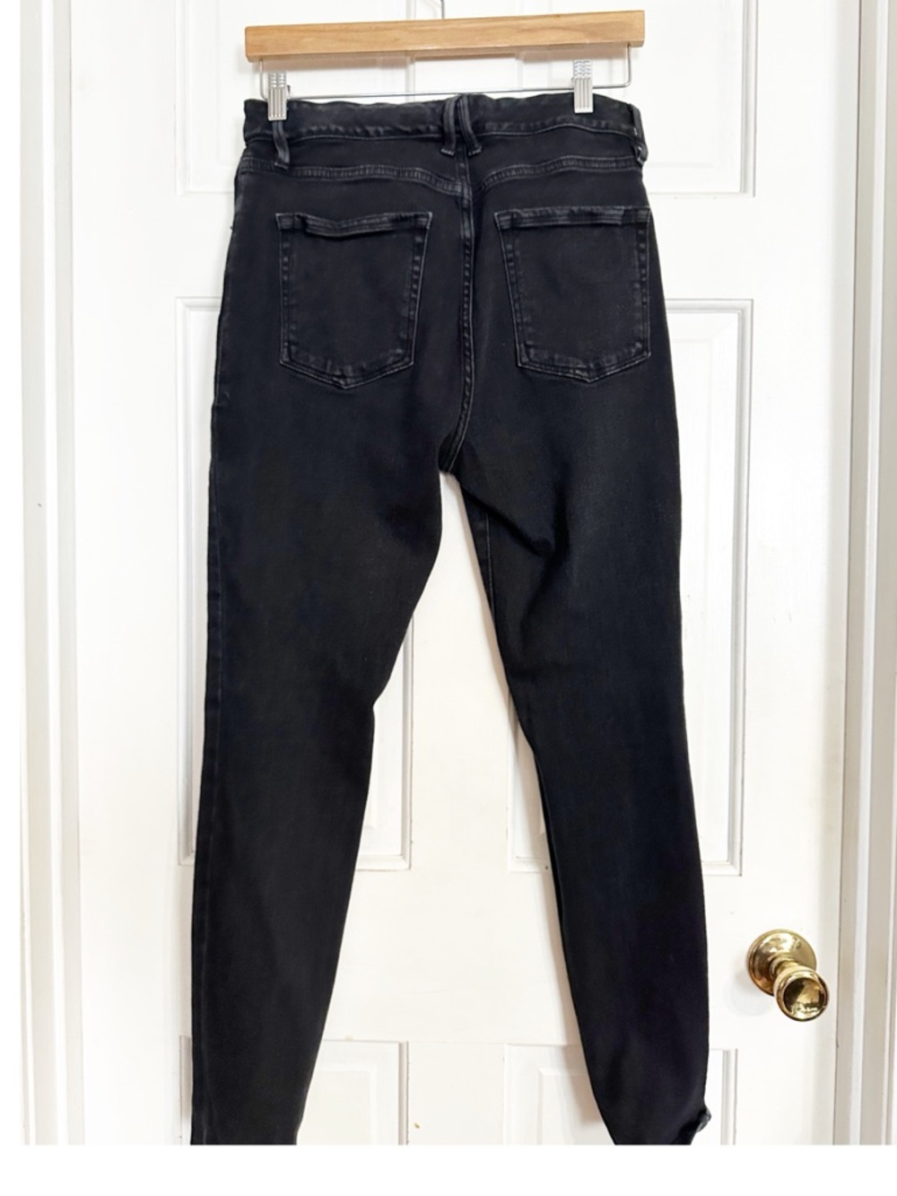 Good American Waist Cutout Black Skinny Jeans Sz 12/31 - Picture 6 of 8